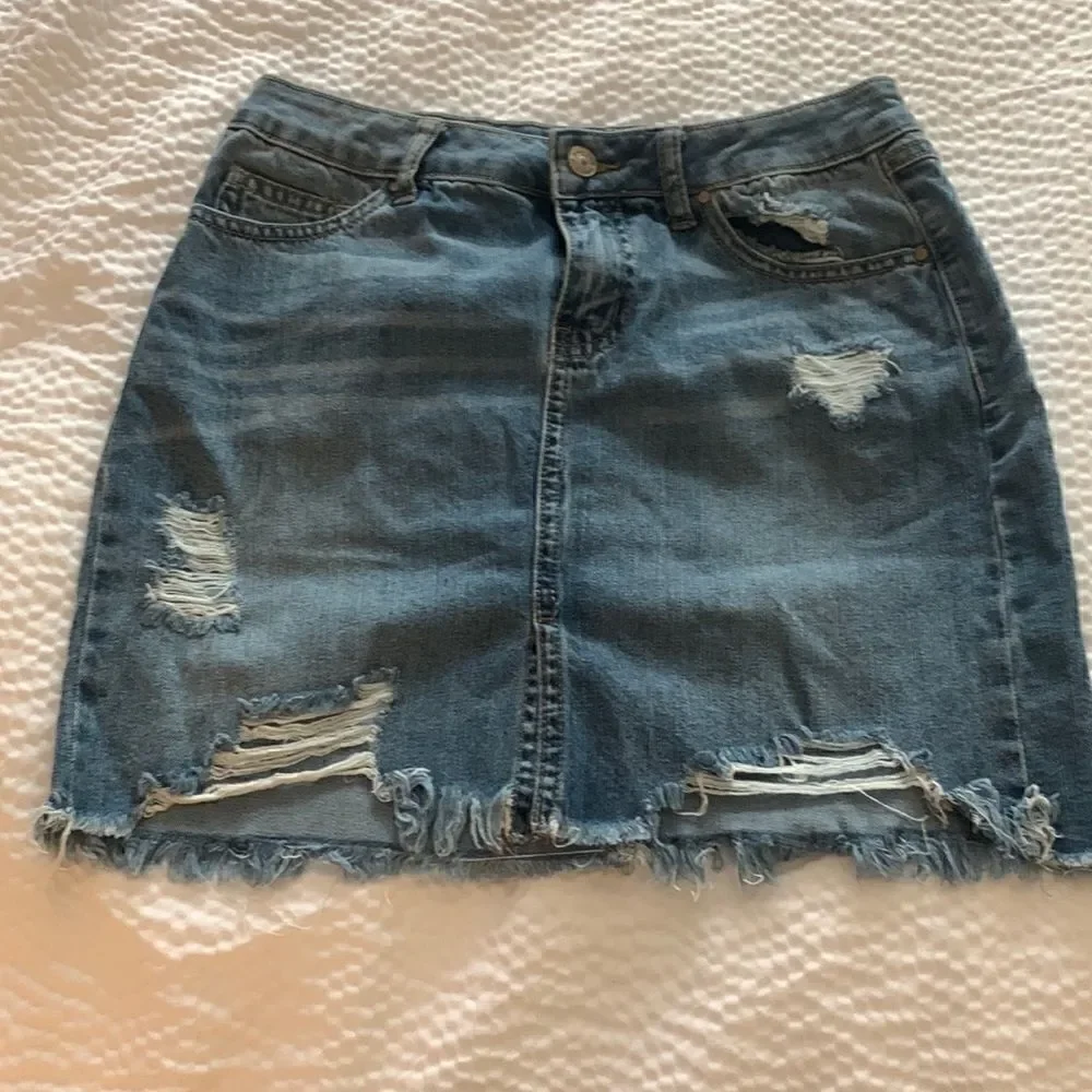 REWASH brand, vintage reunion, mini skirt, great condition, small